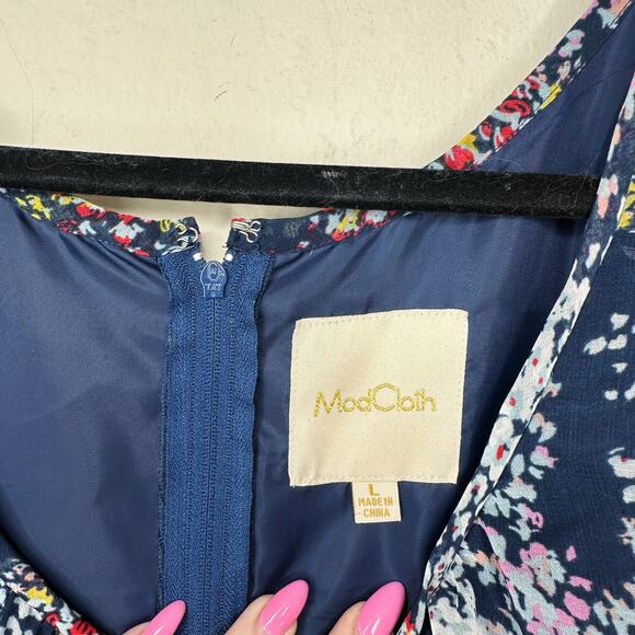 ModCloth Fiore Your Entertainment Flora Navy Blue Floral Cold Shoulder Dress Lg - Picture 6 of 16